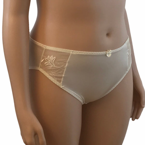 Kristie Brief Panty Ivory